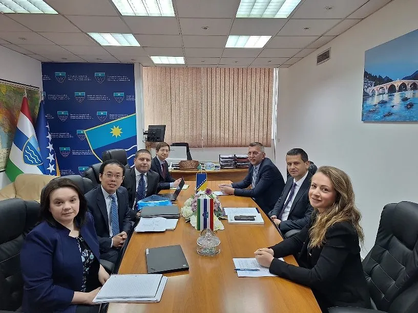 Ministar Šuta održao sastanak sa delegacijom MMF-a