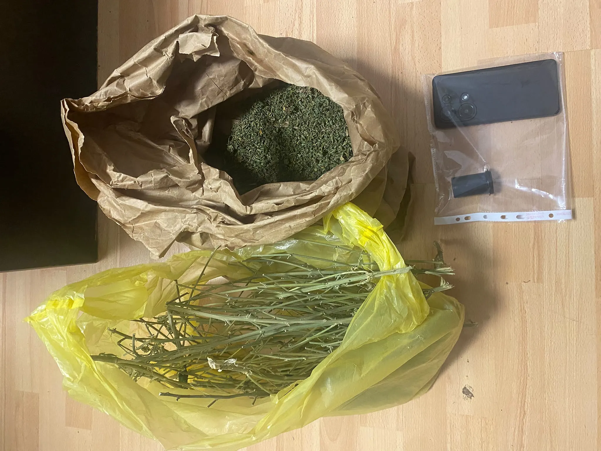 Pronađena opojna droga - jedna osoba lišena slobode