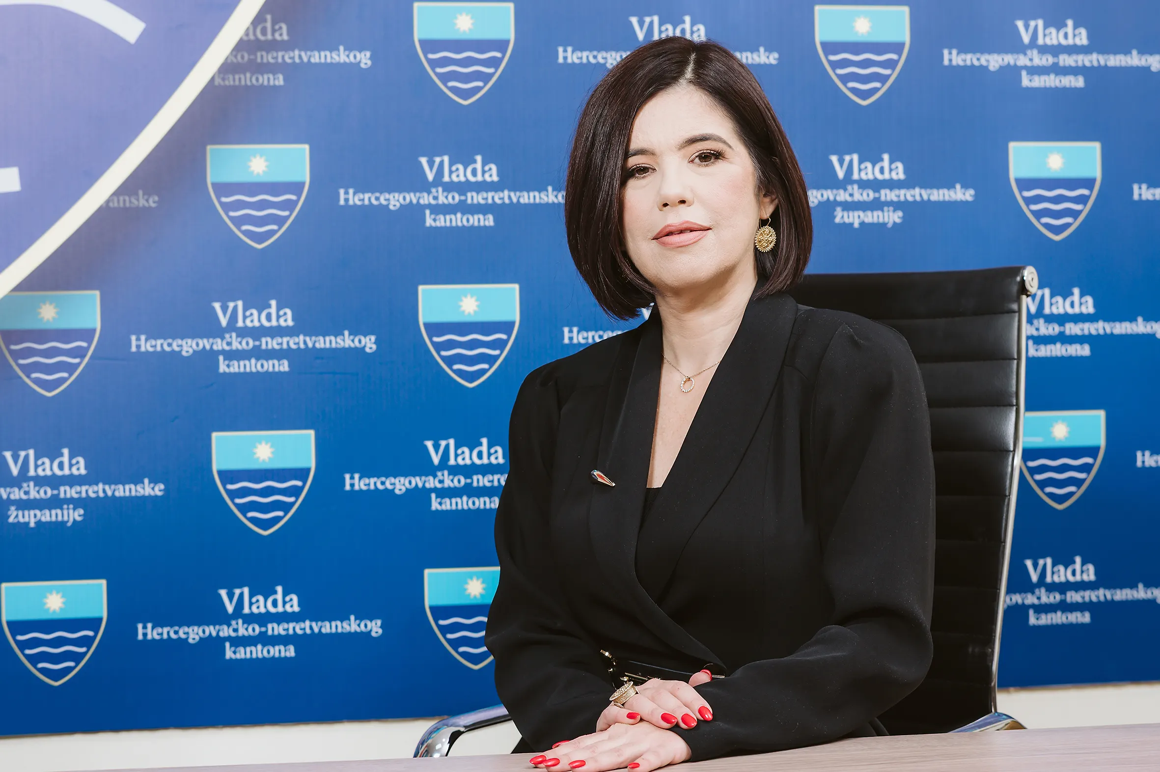 Премијерка Бухач: Јавна честитка СКБ-у Мостар и њезиним љекарима на историјском искораку!