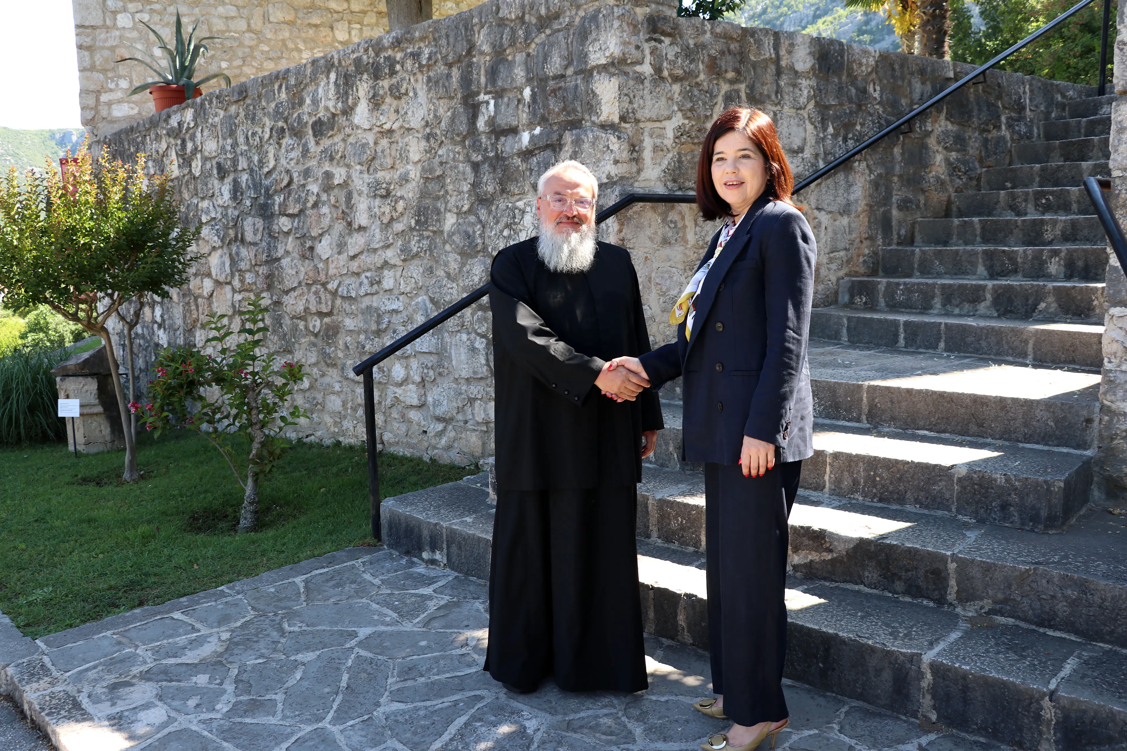 Premijerka Buhač posjetila pravoslavni manastir u Žitomislićima