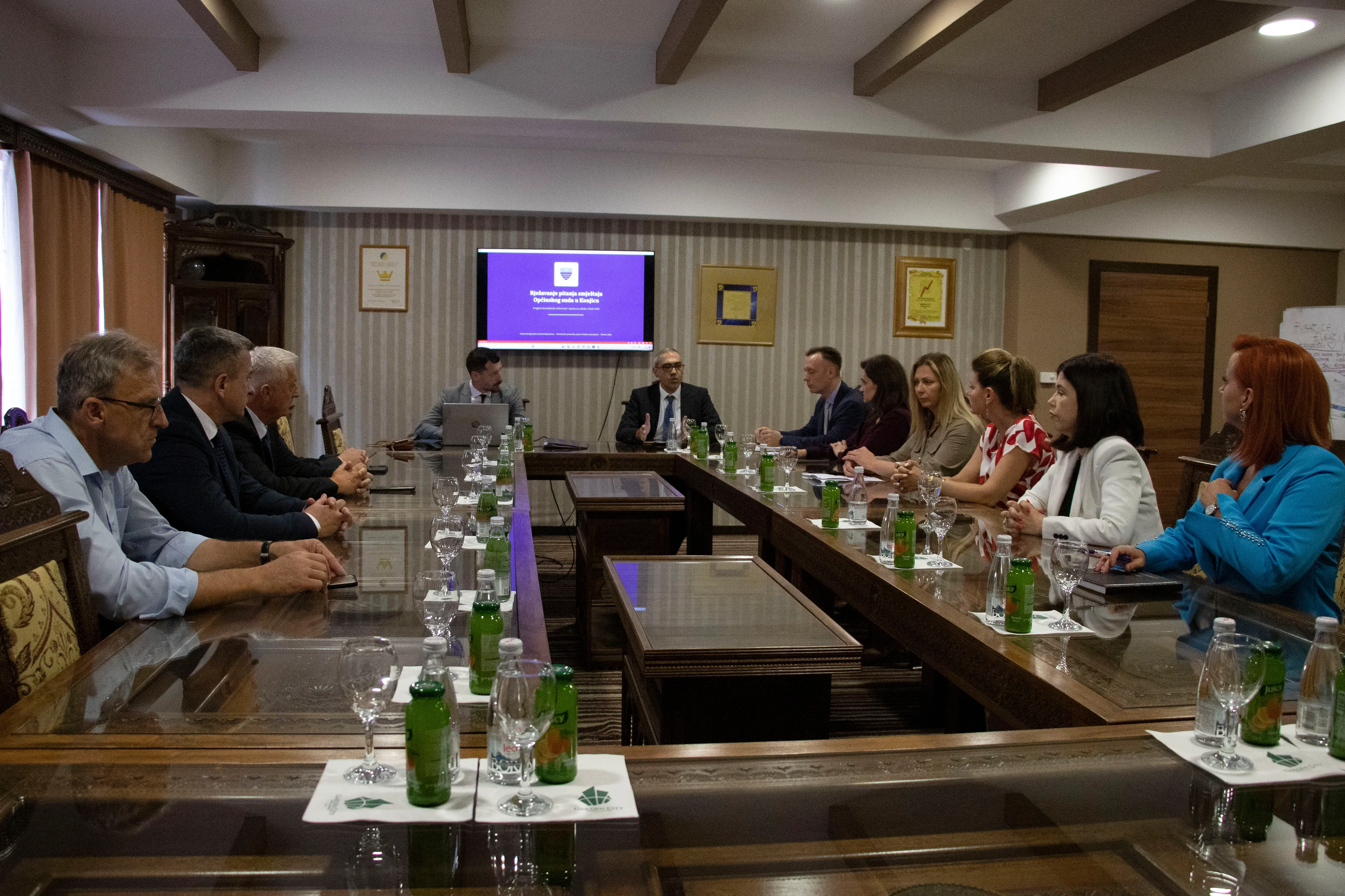 Висока делегација Владе ХНК-а, ВСТВ-а БиХ и локалног судства о трајном рјешењу питања сједишта Општинског суда у Коњицу