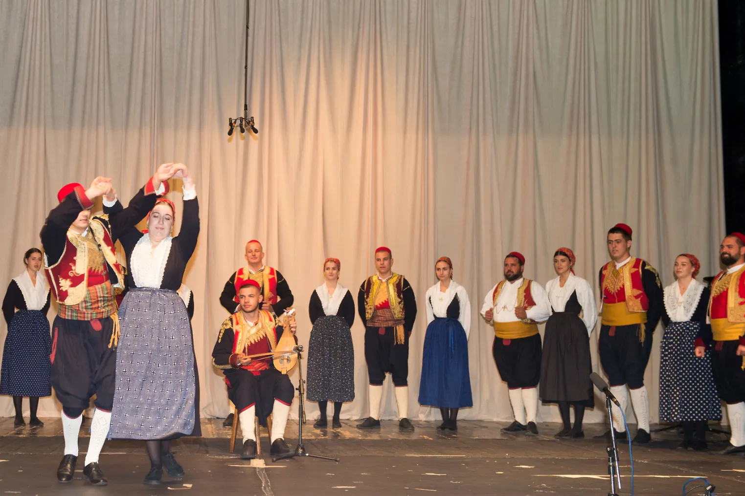 Галерија 7