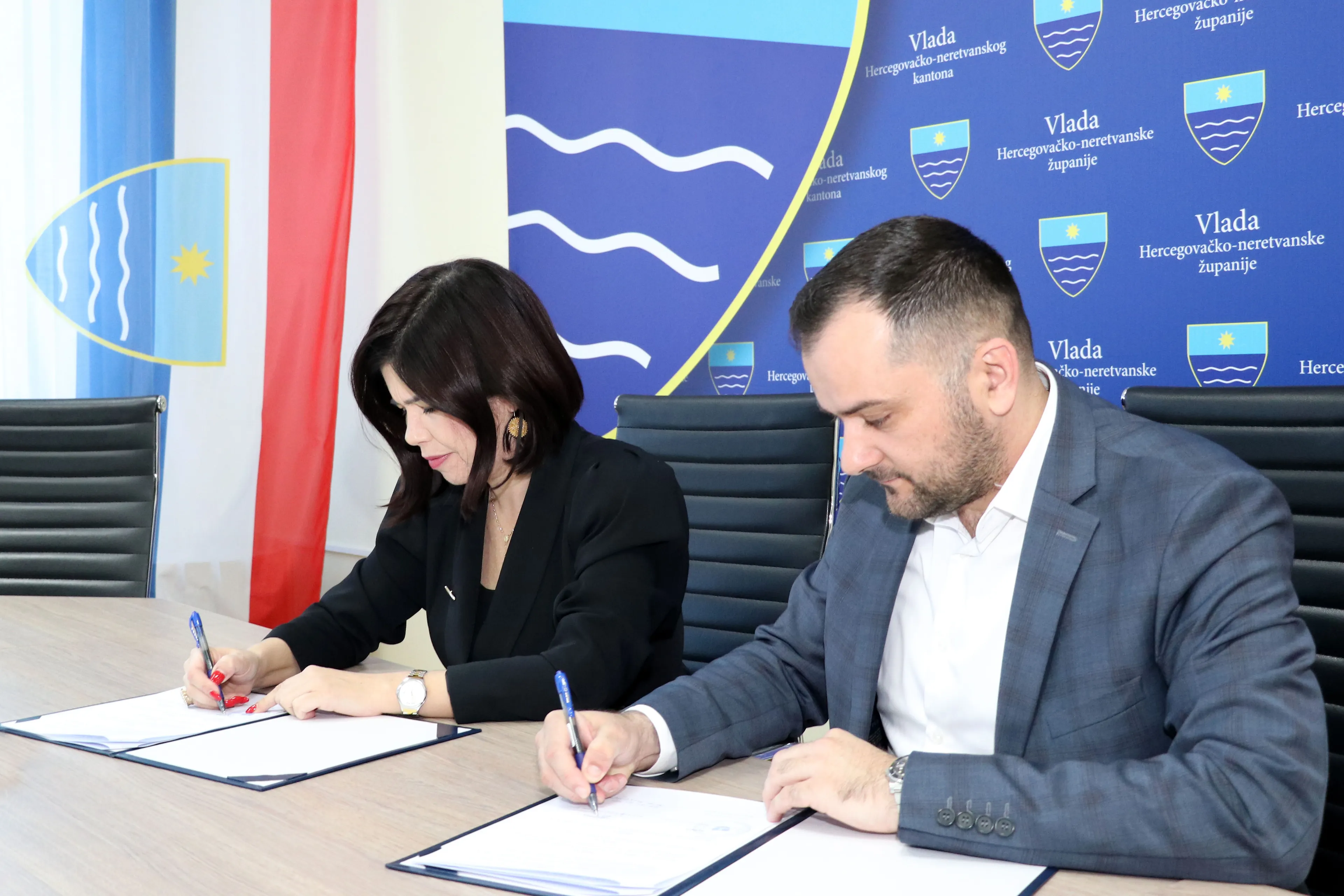 Vlada HNK-a: 284 hiljade eura bespovratne podrške Aerodromu Mostar