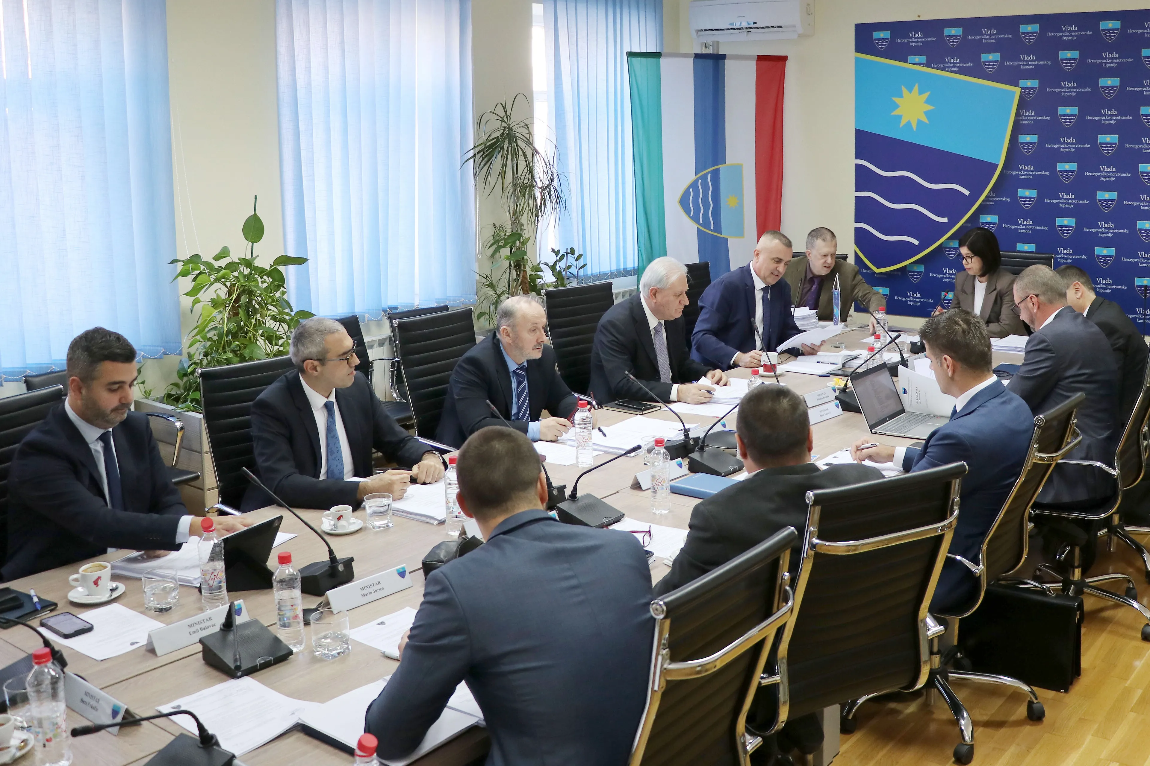 Vlada HNK-a nastavlja sa isplatama po vansudskim nagodbama