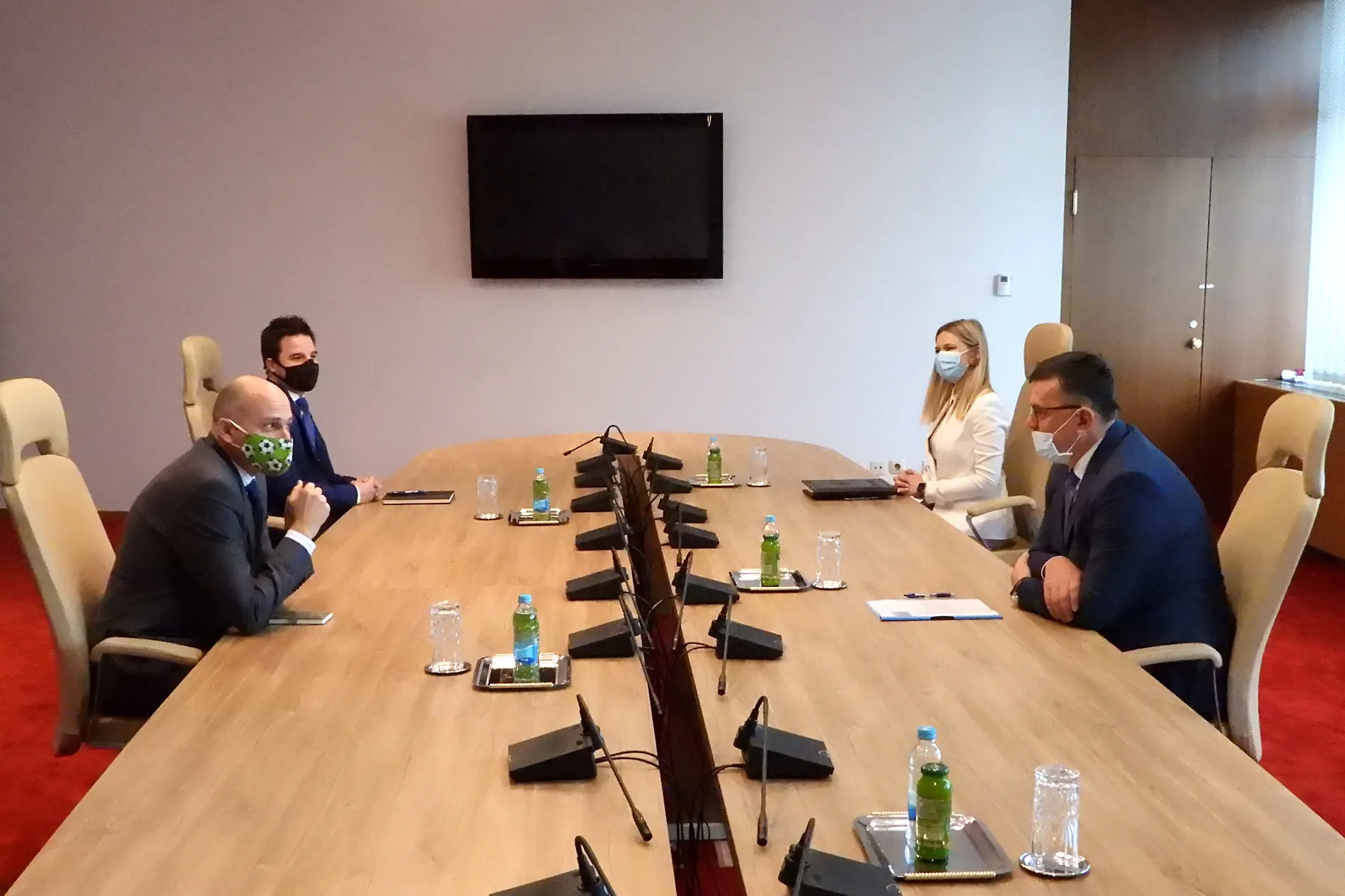Predsjedavajući Tegeltija sa ambasadorom Posom