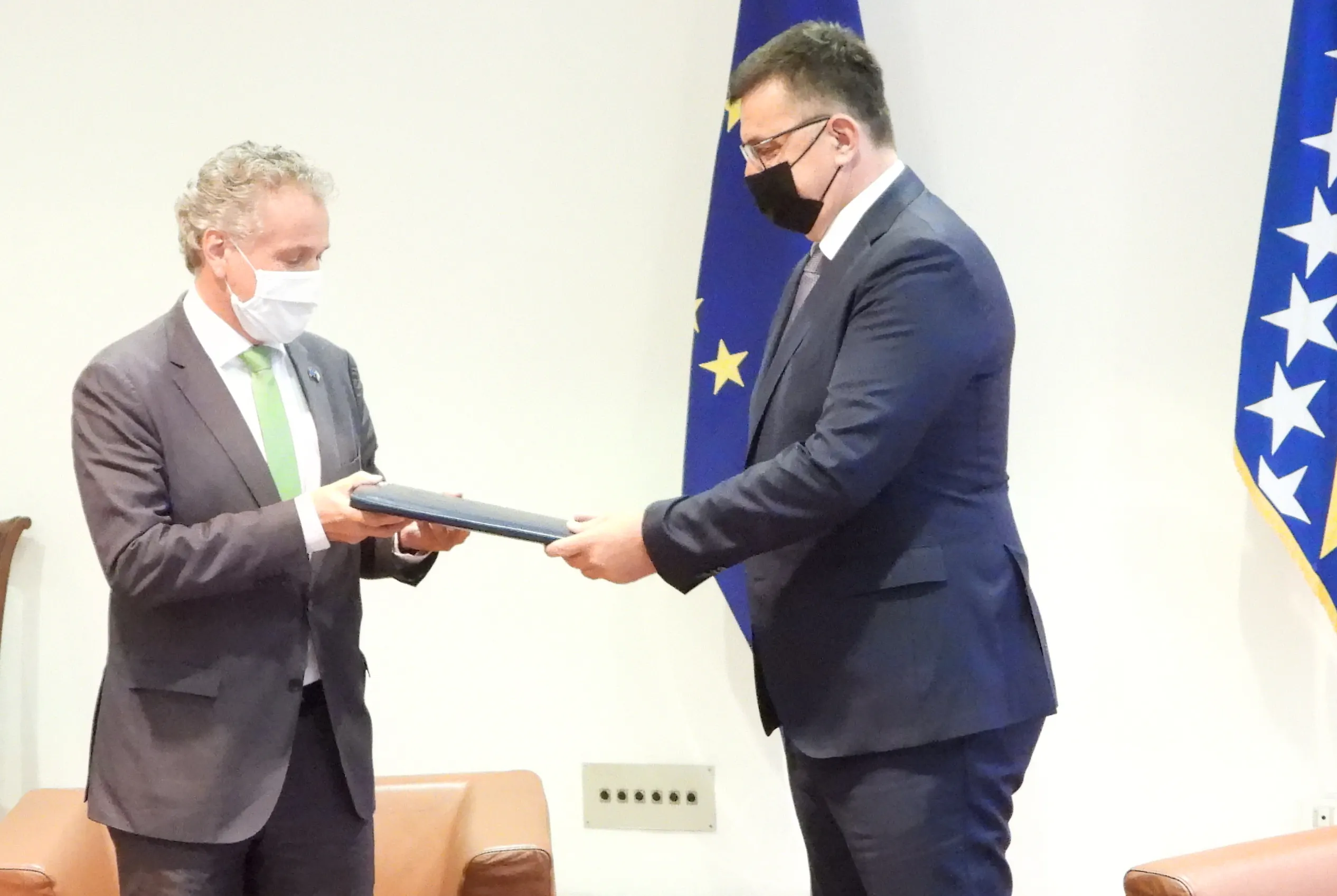BIH Progress Report Handed over (AUDIO)
