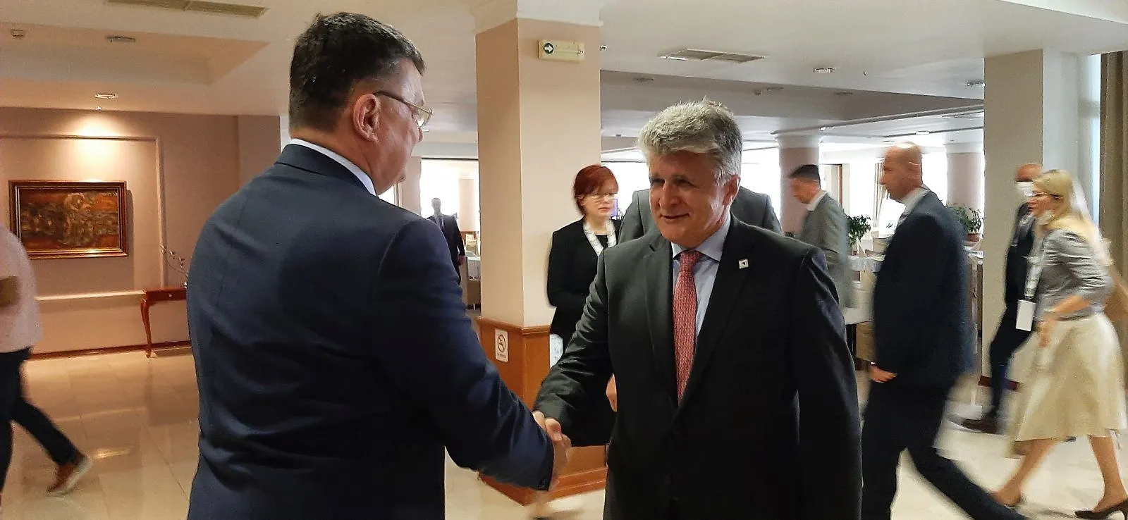 Галерија 7