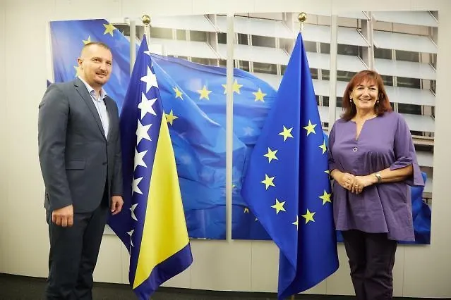 Ministar Grubeša razgovarao u Bruxellesu sa potpredsjednicom EK za demokratiju i demografiju Dubravkom Šuicom