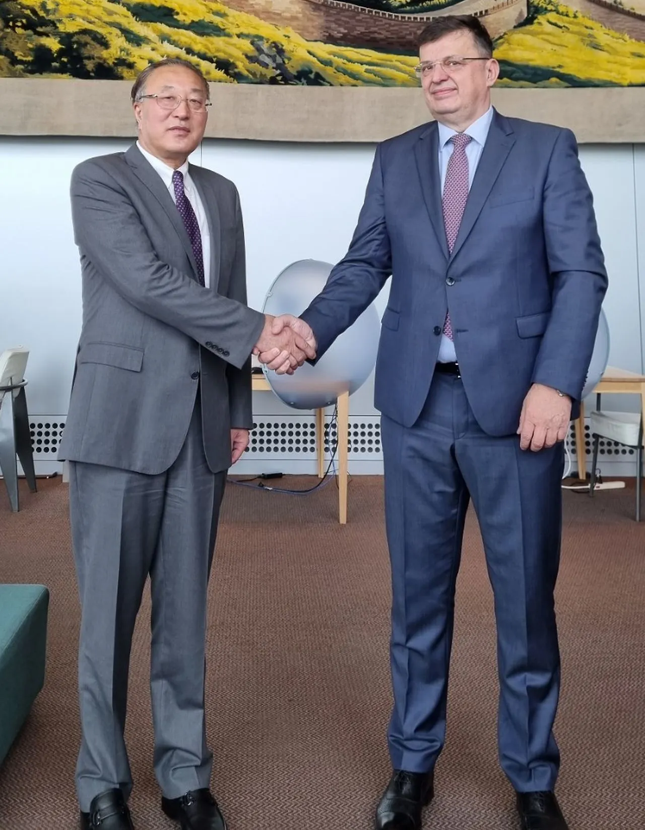 Chairman Tegeltija with Representatives of China and Russia in New York