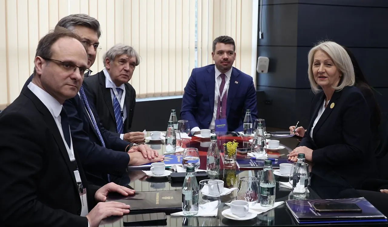 Krišto Meets with Prime Minister Plenković in Tirana