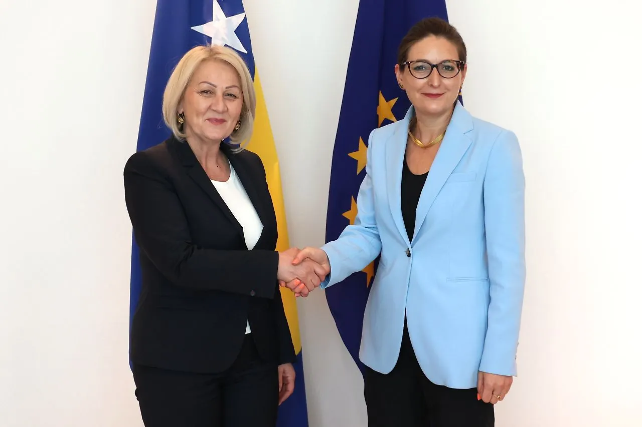 Chairwoman Krišto with EBRD Office for BIH Director Naessl