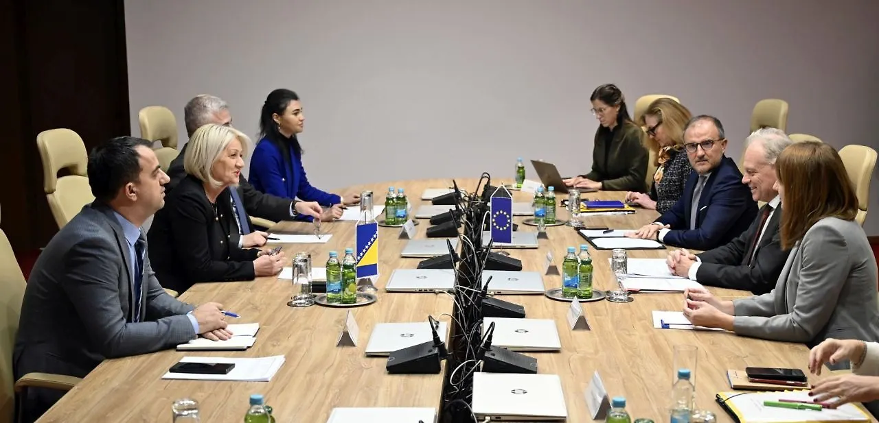 Chairwoman Krišto with Director General Koopman