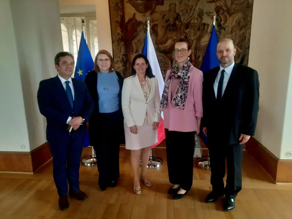 Sastanak Veleposlanice Bosne i Hercegovine   Martine Mlinarević  u Češkoj Republici sa novoimenovanom izaslanicom vlade Češke Republike za Balkan