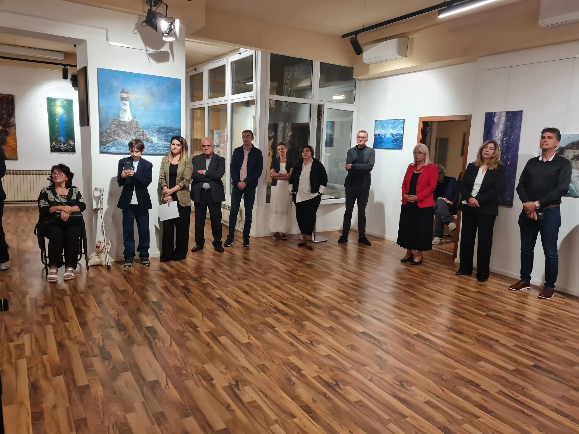 U Kulturno-informativnom centru Ambasade Bosne i Hercegovine u Zagrebu otvorena izložba „Između dubine i odsjaja“ Melite Begić