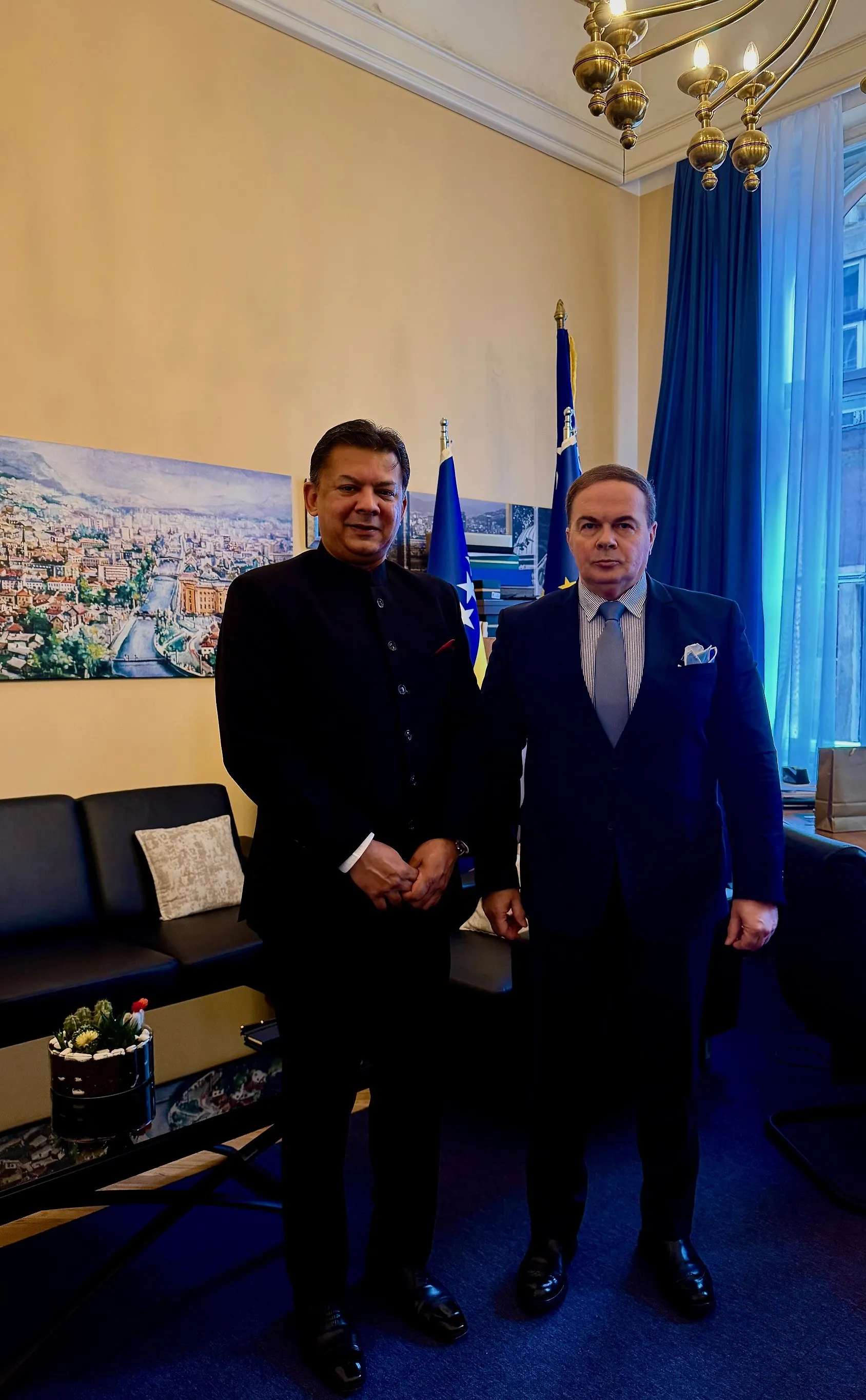 Novoimenovani veleposlanik Republike Indije za Bosnu i Hercegovinu sa sjedištem u Budimpešti Anshuman Gaur predao preslike vjerodajnica