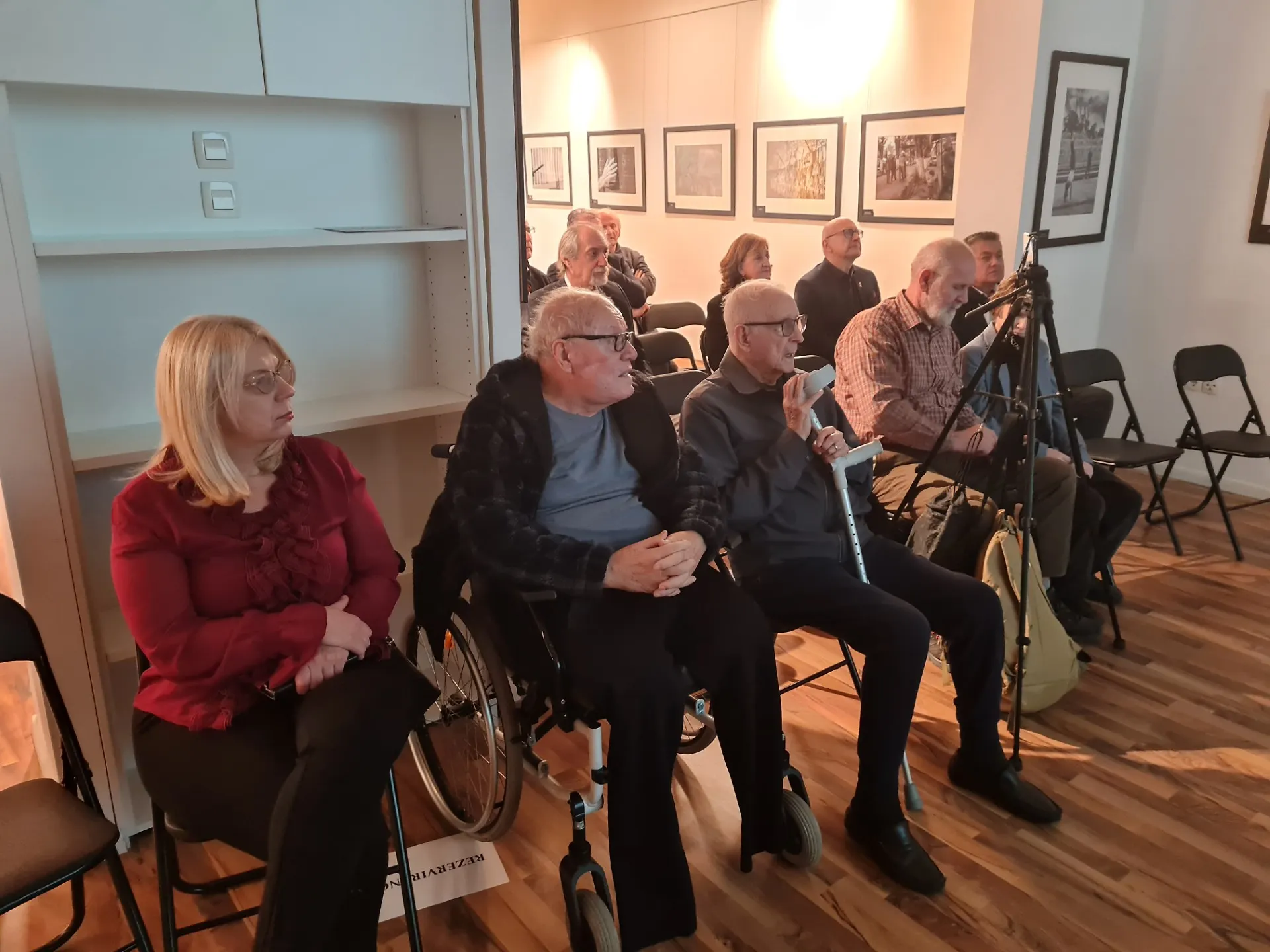 U Kulturno-informativnom centru Veleposlanstva BiH u Zagrebu održana tribina pod nazivom “Suvremena edukacija u globalnom svijetu: transformacija učenja u eri umjetne inteligencije”