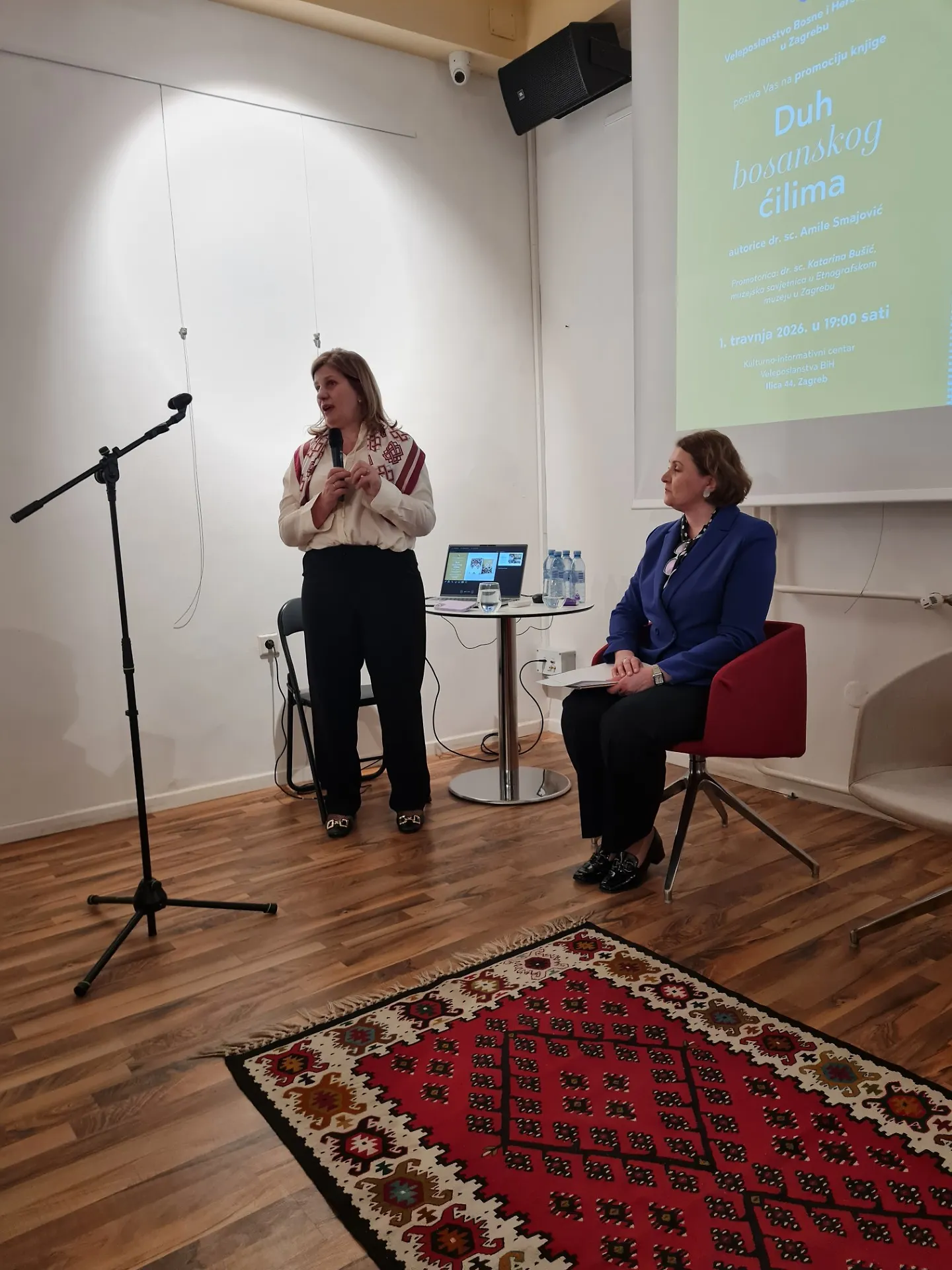 U Kulturno-informativnom centru Ambasade BiH u Zagrebu održana promocija knjige „Duh bosanskog ćilima“ autorice Amile Smajović