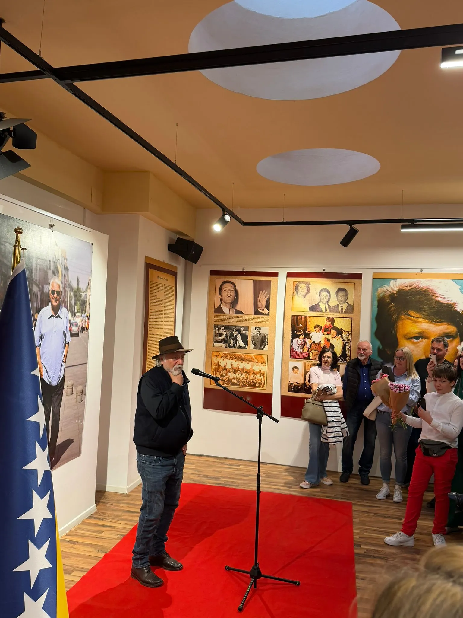 Gallery 7