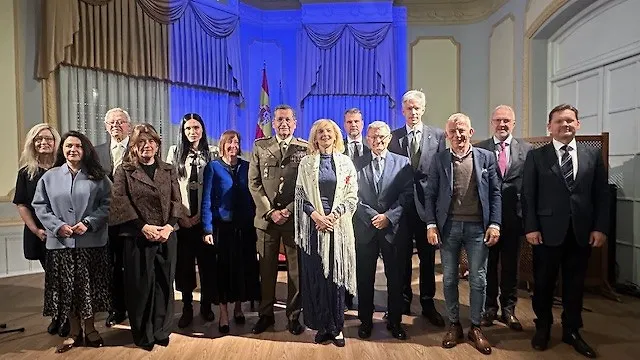 Галерија 2