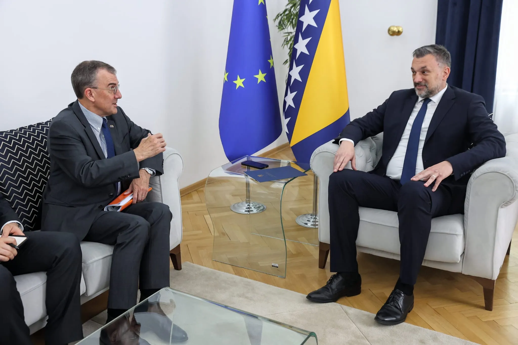 Minister of Foreign Affairs Elmedin Konaković met with the Australian Ambassador to BiH based in Vienna, Ian David Grainge Biggs