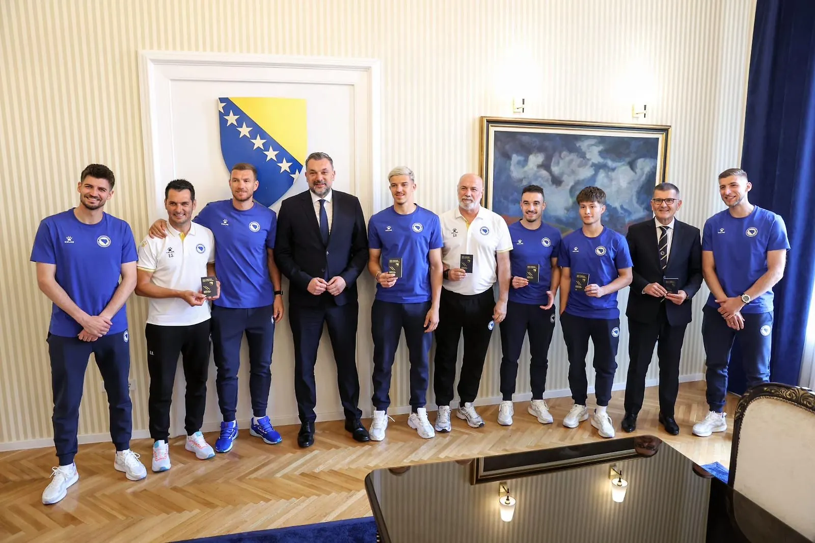 Minister Konaković presented diplomatic passports to the national team of Bosnia and Herzegovina