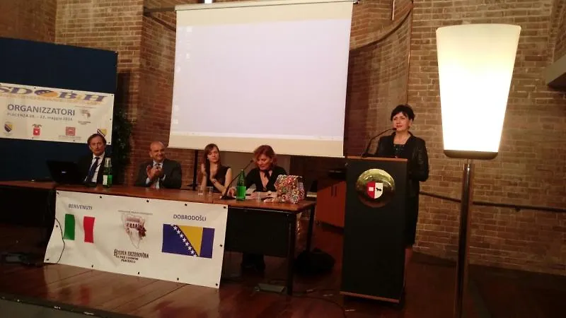 Obraćanje ministrice Borovac čelnicima
Pjačence i predstavnicima bh. dijaspore