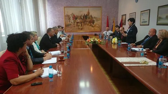 Ministrica Borovac predvodila delegaciju u posjeti povratnicima u Posavinu