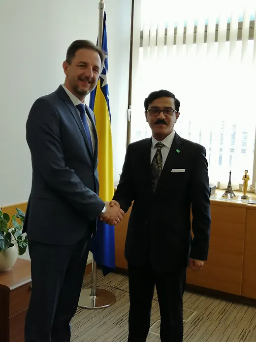 Махмутовић и Моминах о унапрјеђењу сарадње БиХ и Краљевине Саудијске Арабије