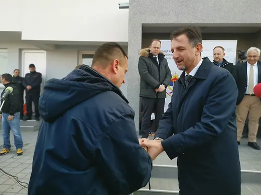 Галерија 2