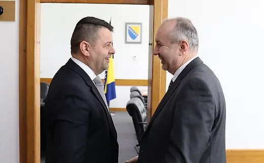 Галерија 2