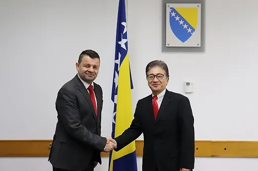 Ministar Sevlid Hurtić primio u posjetu ambasadora Japana u Bosni i Hercegovini Masamija Kinefuchija