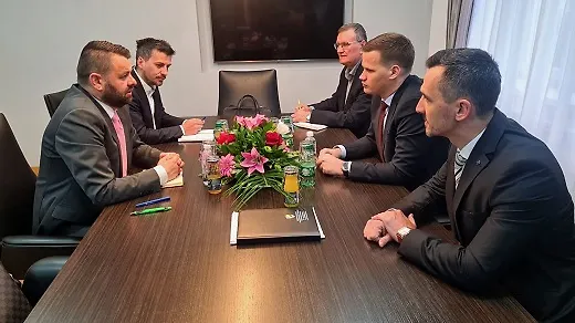 Ministar Sevlid Hurtić se sastao sa premijerom Tuzlanskog kantona Irfanom Halilagićem