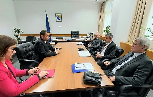 Ministar Sevlid Hurtić se sastao sa članovima Kolegija direktora Instituta na nestale osobe Bosne i Hercegovine
