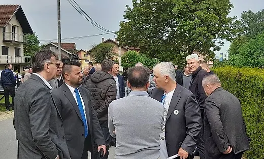 Министар Севлид Хуртић присуствовао обиљежавању годишњице злочина у Грапској код Добоја