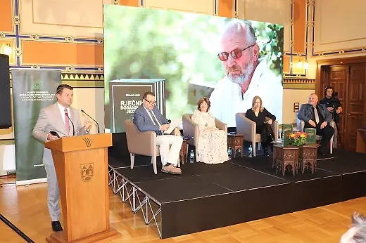 Ministar Hurtić prisustvovao promociji XI toma Rječnika bosanskog jezika u sarajevskoj Vijećnici