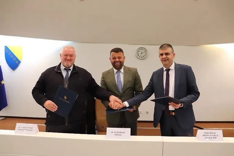 Potpisani sporazumi o saradnji na realizaciji projekata obnove i izgradnje komunalne i socijalne infrastrukture