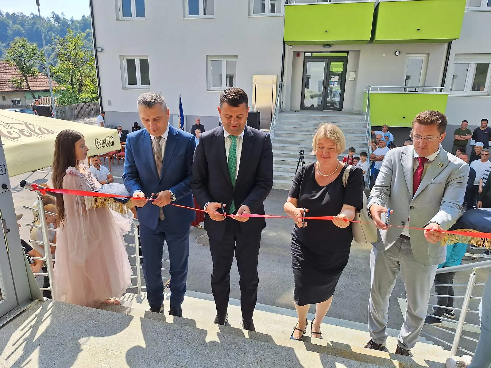 Галерија 8