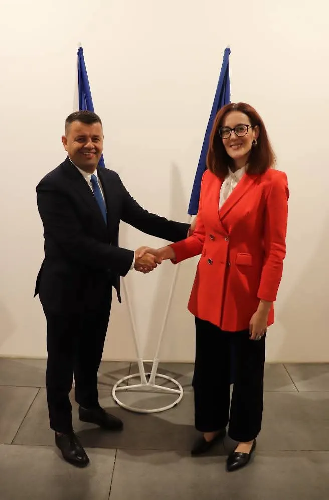 Галерија 5