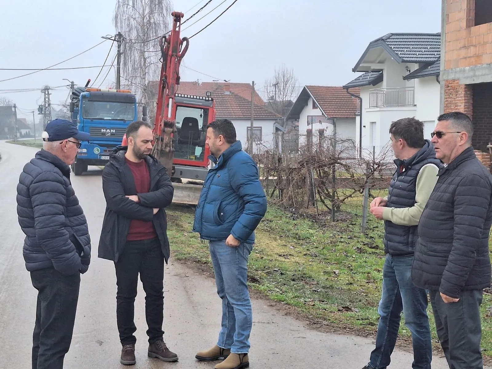 Галерија 8
