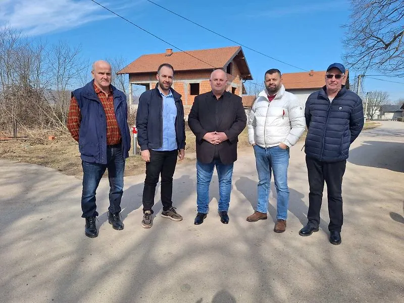 150 domaćinstava dobija vodu: Hurtić obišao radove u Bukovačkim Čivčijama