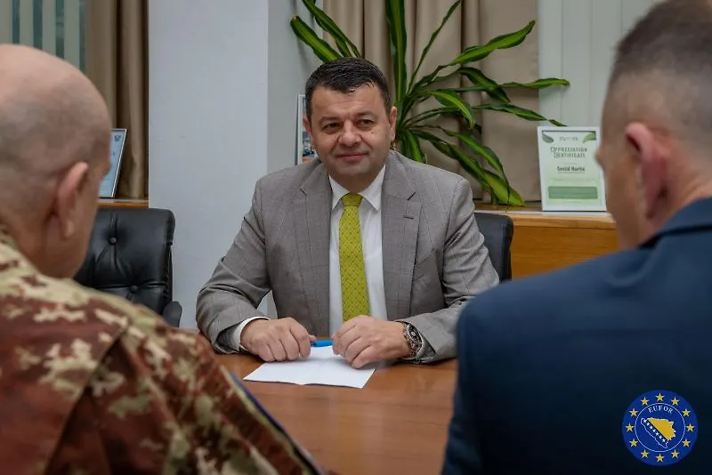 Галерија 4