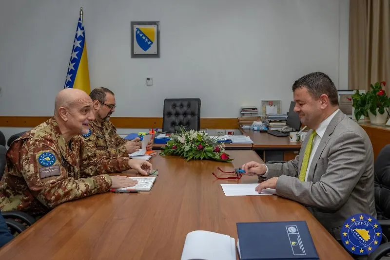 Галерија 3