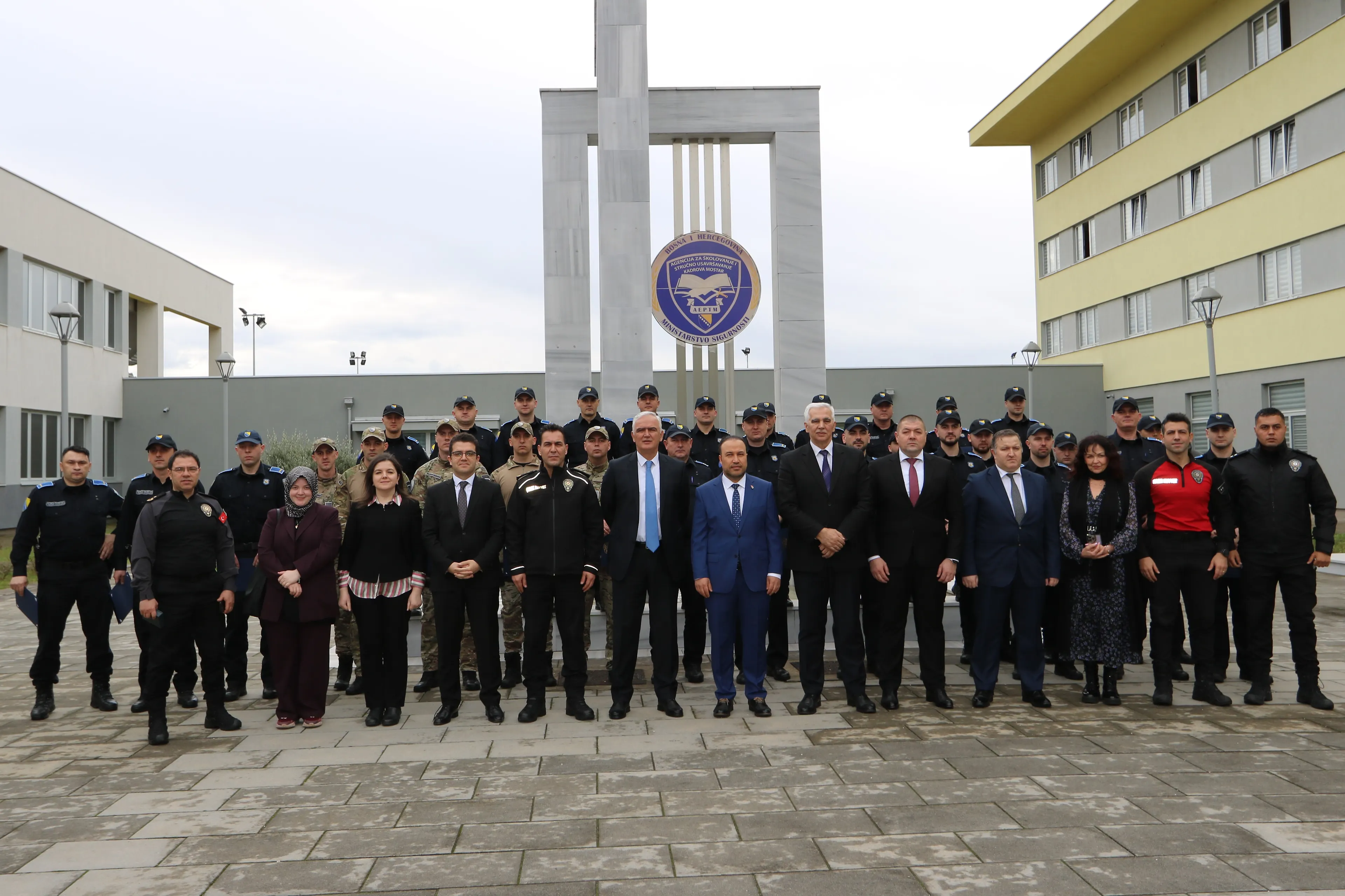 Direkcija u saradnji sa Agencijom za školovanje i stručno usavršavanje kadrova, uz podršku Republike Turske, realizovala obuku o intervencijama u masovnim neredima