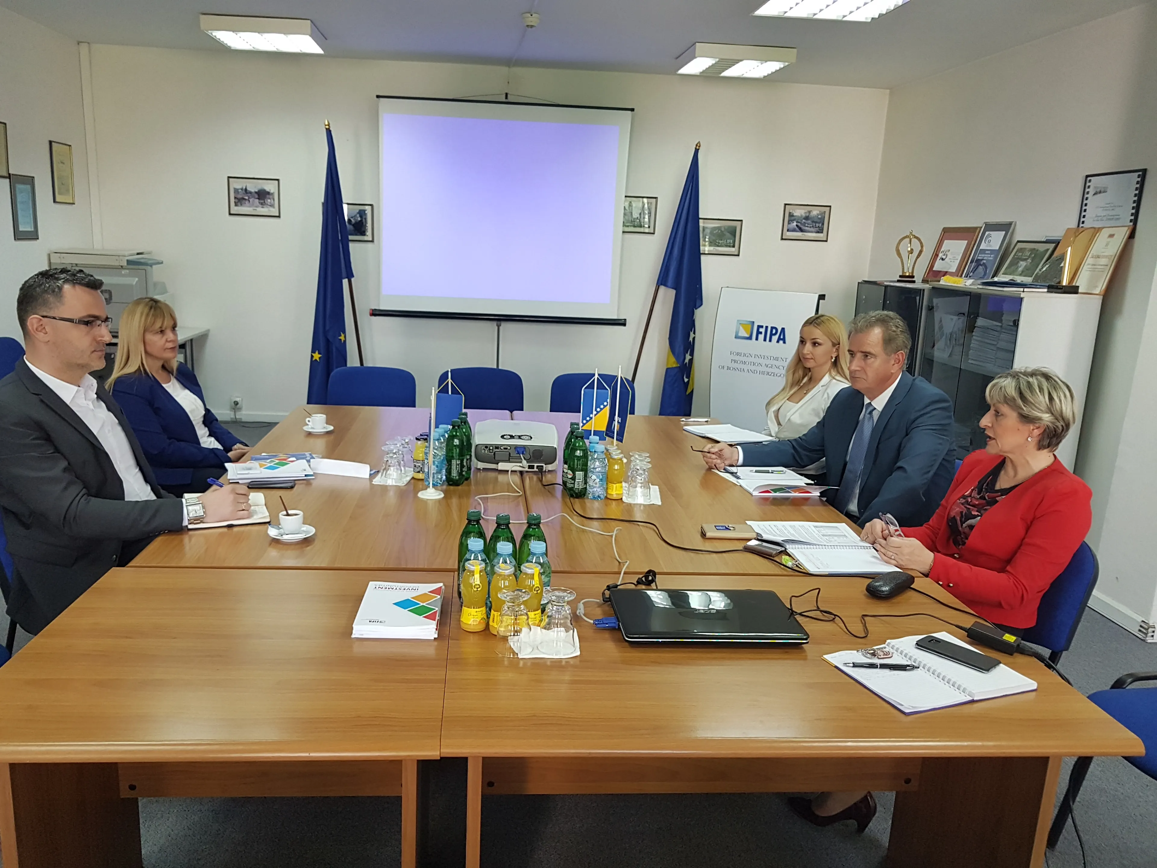 AKTIVIRATI POLJSKE INVESTITORE 