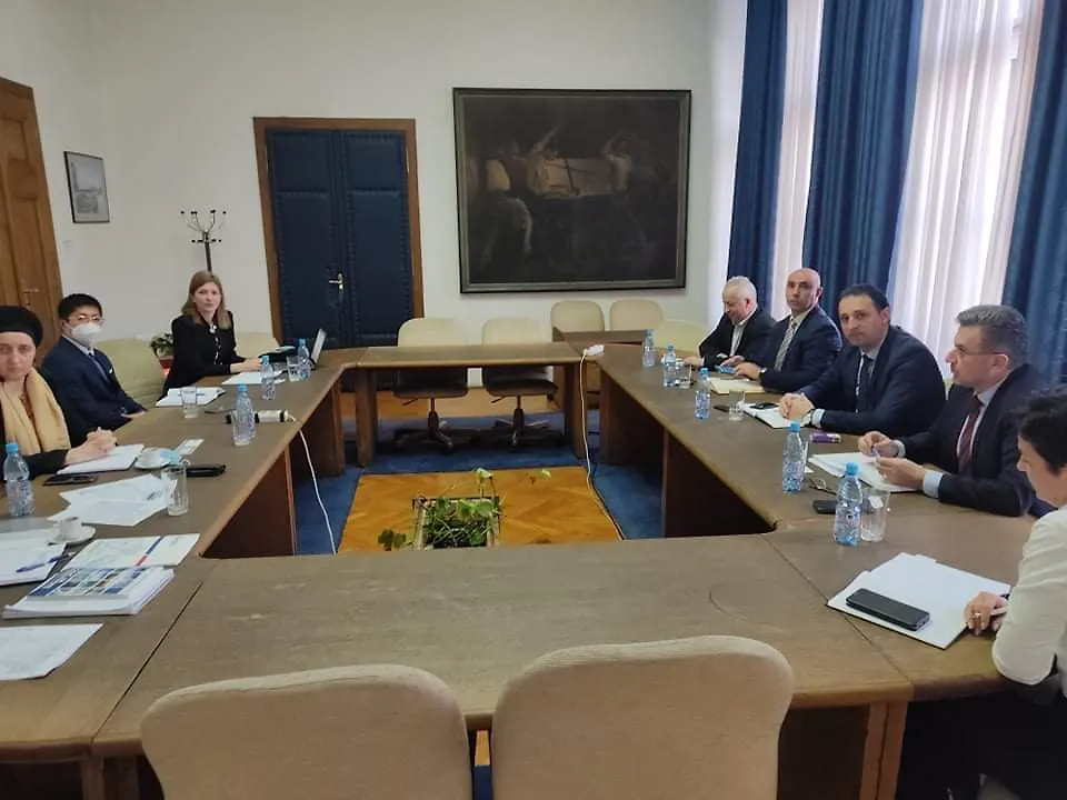 FIPA povezala kineske investitore sa Željeznicama FBiH