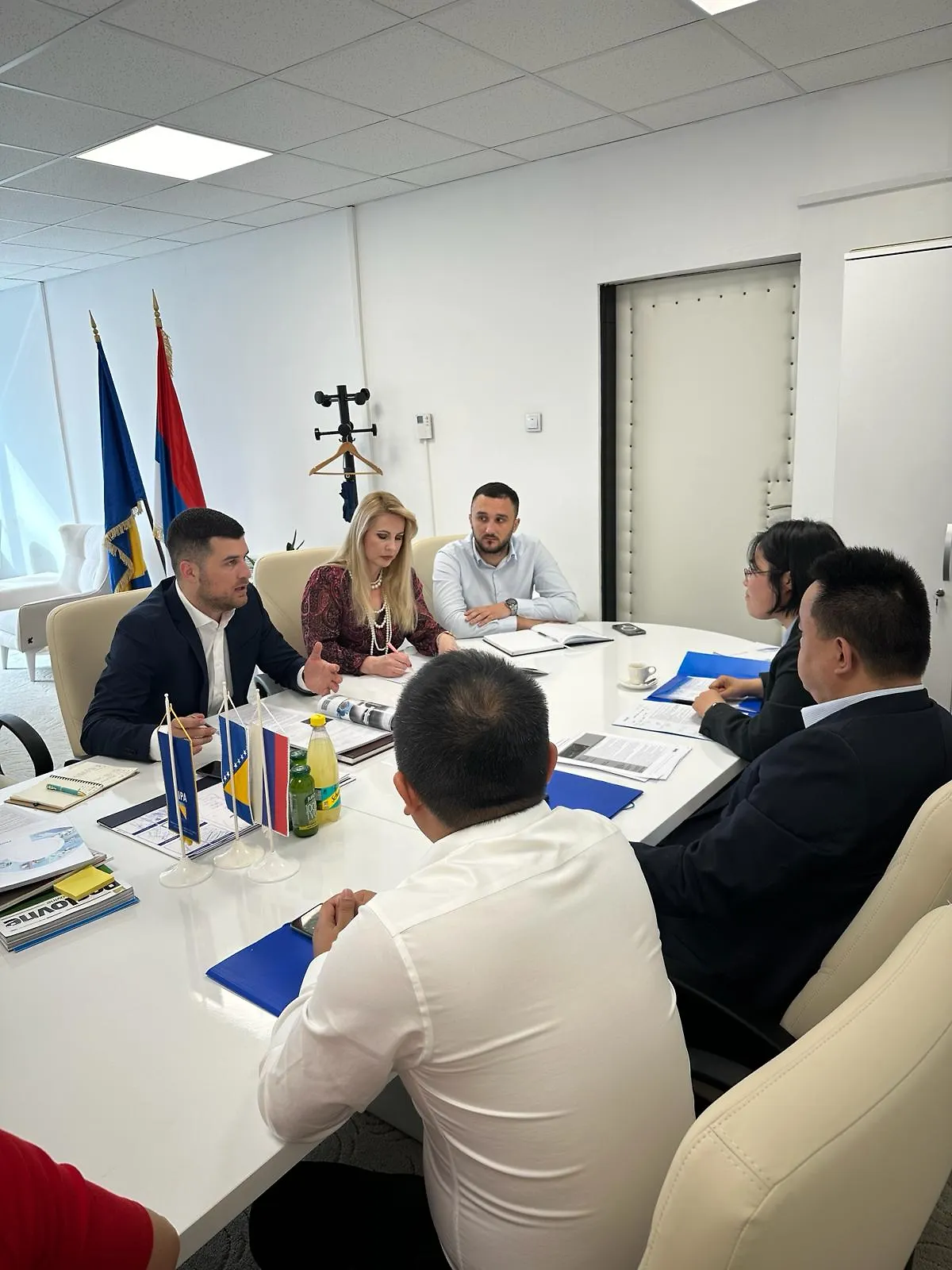 V.d.direktora FIPA-e na sastanku sa predstavnicima kineske kompanije VEICHI Electric