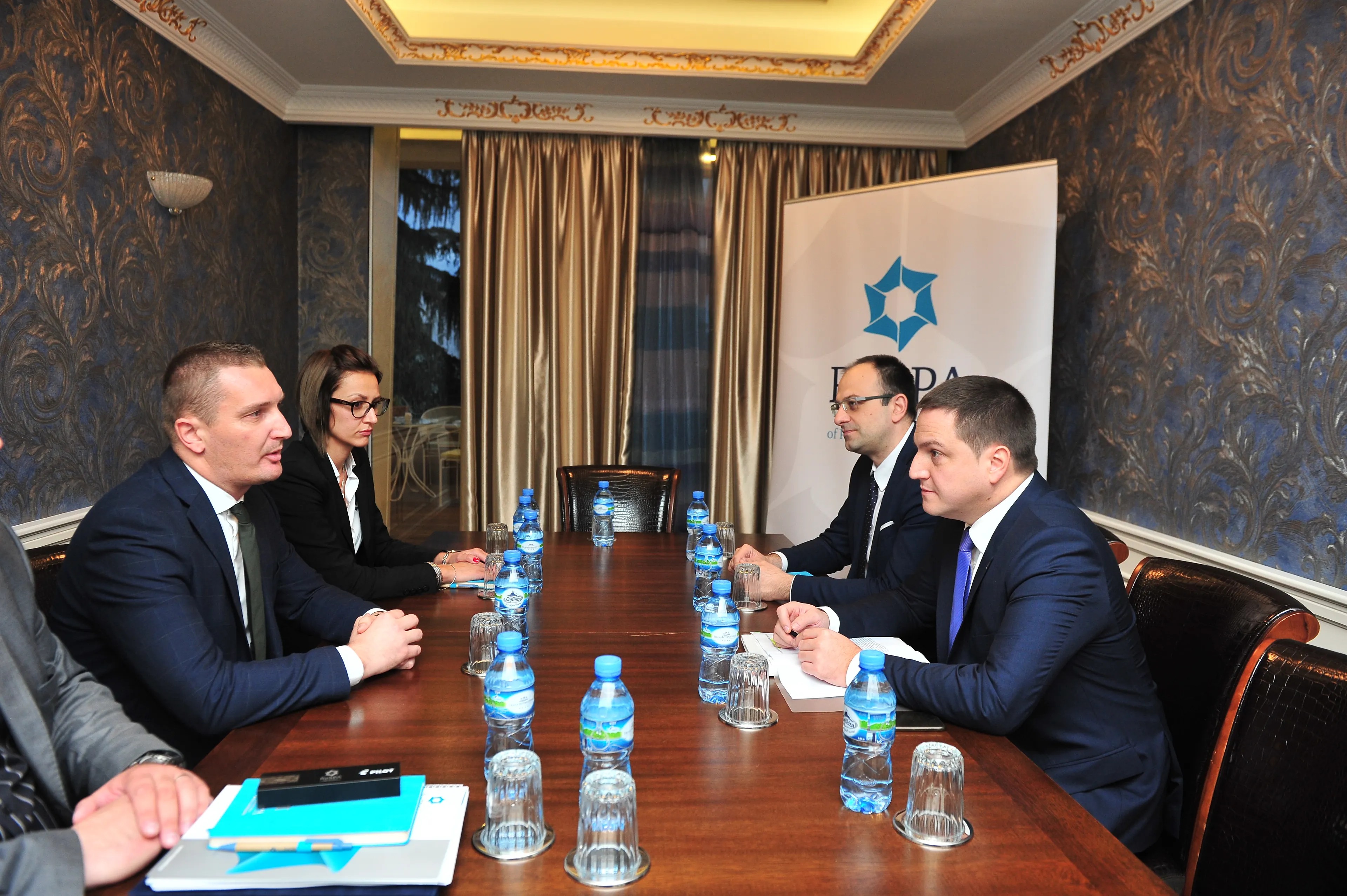 U TIRANI SASTANAK MINISTARA IZ BIH I SRBIJE GRUBEŠE I RUŽDIĆA