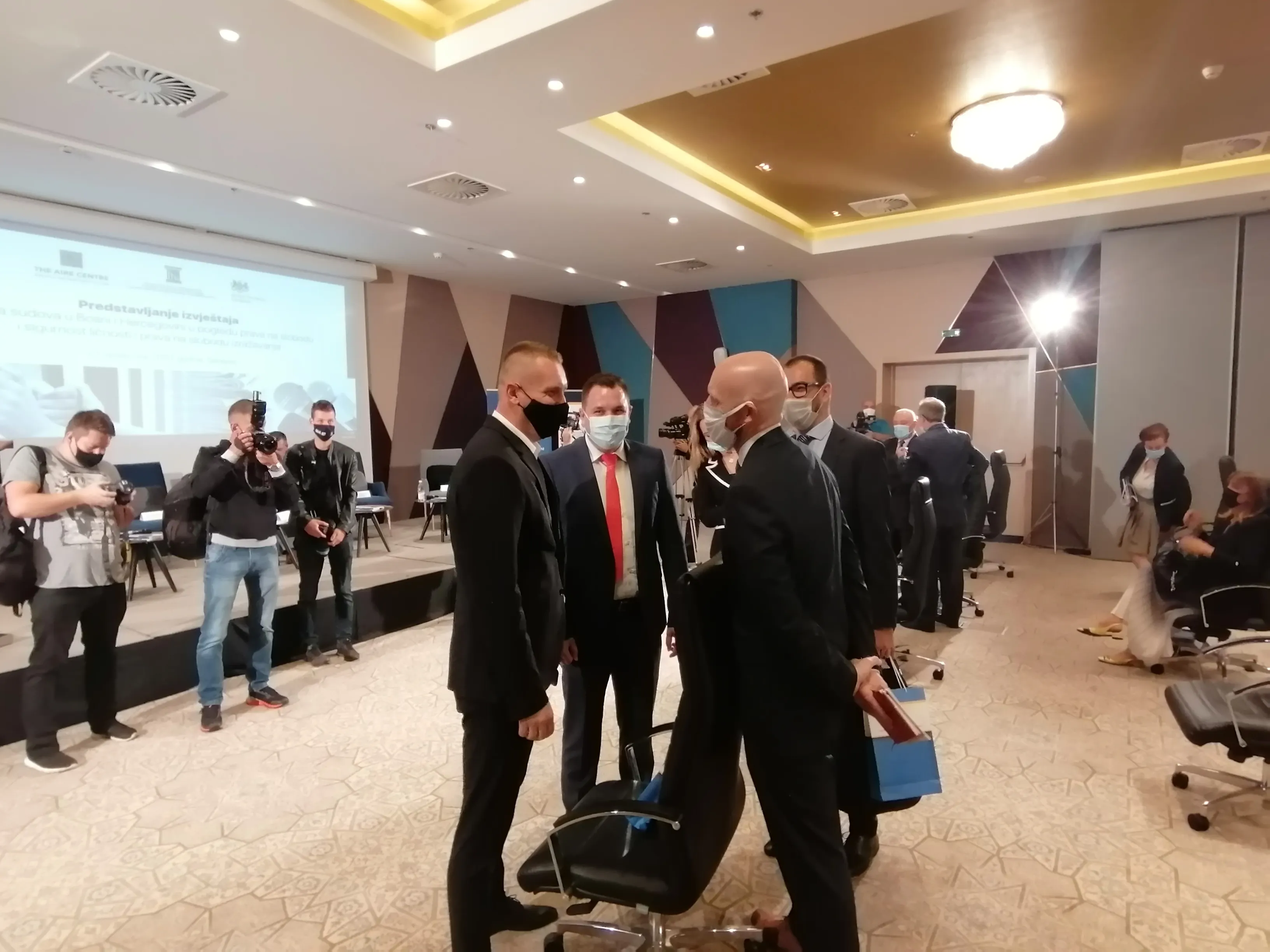 Ministar pravde Josip Grubeša nazočio predstavljanju izvješća „Praksa sudova u Bosni i Hercegovini u pogledu prava na slobodu i sigurnost ličnosti i prava na slobodu izražavanja“