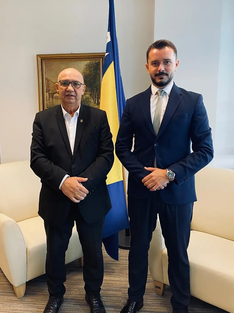 Zamjenik ministra pravde BiH Elvir Mahmuzić sastao se s članom Vijeća nacionalnih manjina Federacije BiH Dervom Sejdićem