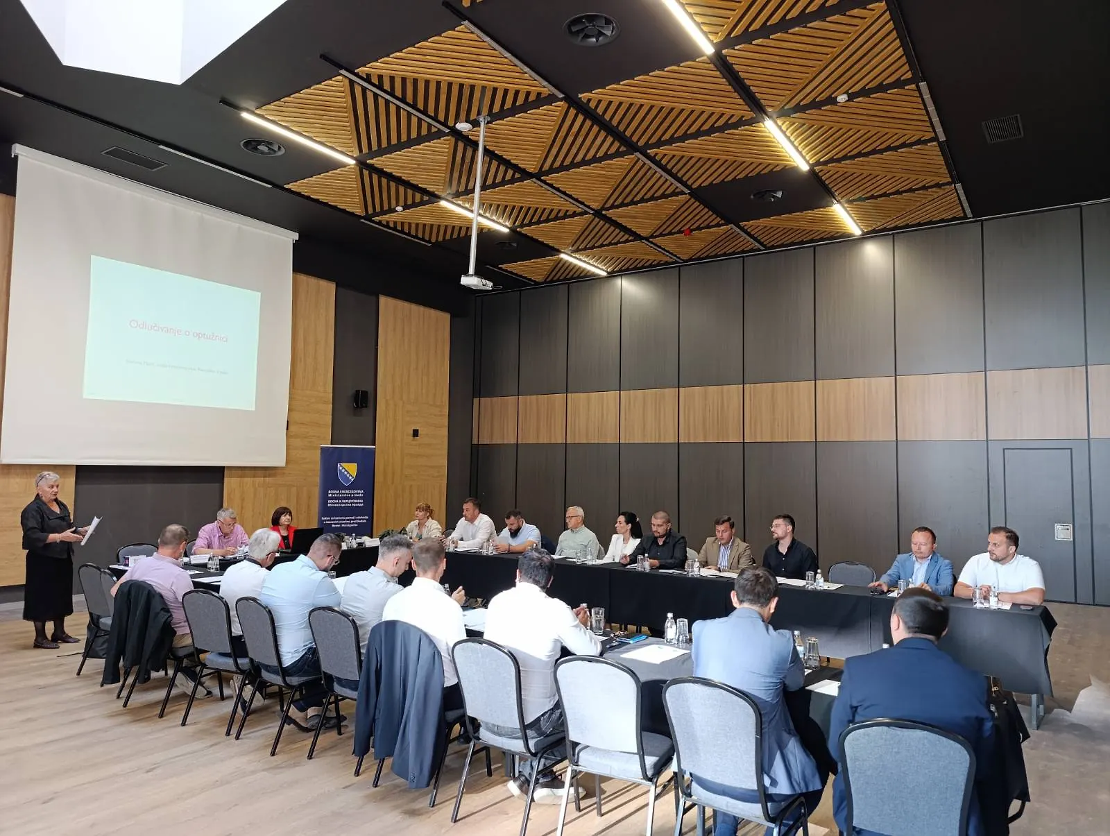 Održana edukacija na temu „Optužnica – od potvrđivanja do donošenja presude“ u organizaciji Advokatske komore RS i Ministarstva pravde BiH